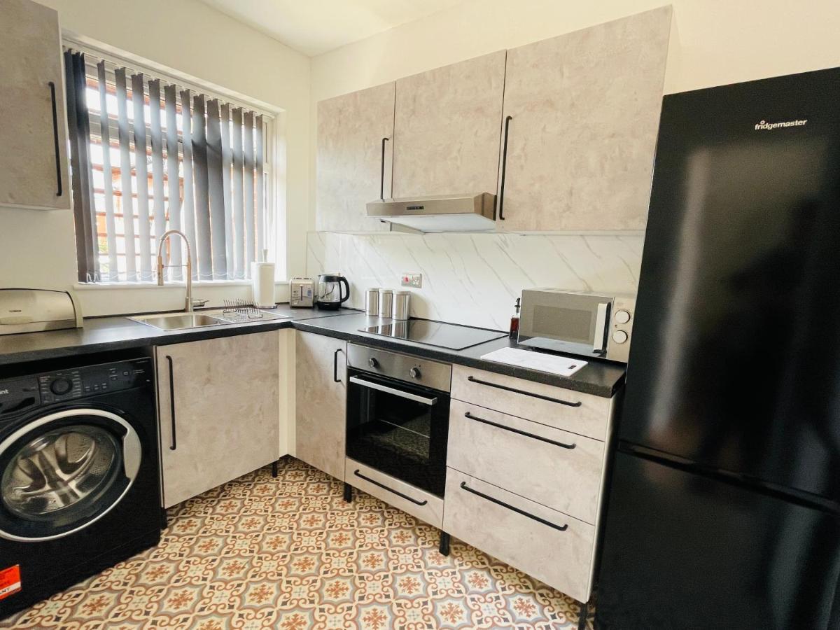 Lovely 2 Bed Apartment, Arnold Town Centre. Nottingham Exterior photo